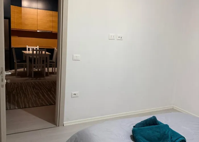 Maisonnova Deluxe 2 * Tirana